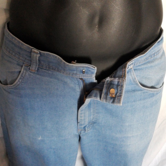 Vtg Wrangler Slight Distressed Denim Blue Jeans 34 × 30 - Picture 4 of 7